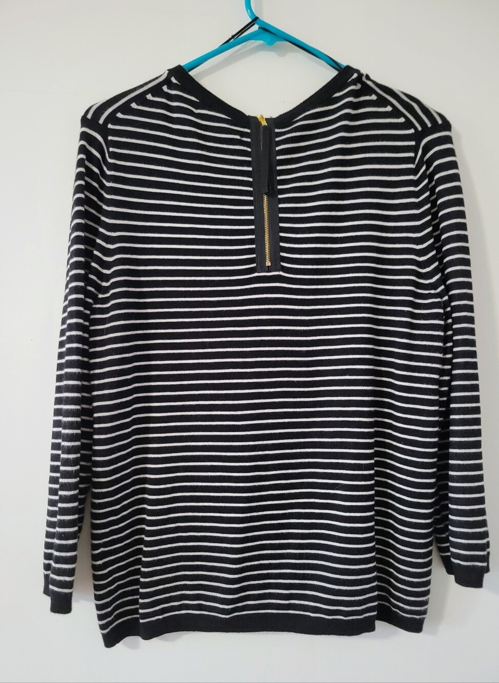 Womens Philosophy Sweater, Size L - Picture 2 of 5